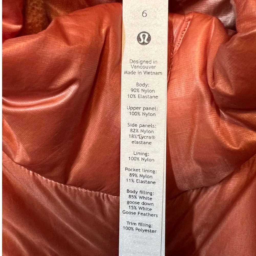 lululemon athletica lightweight insulated